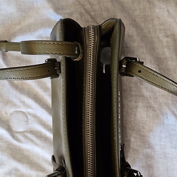 Marc Jacobs Little Big Shot Top Handle Satchel in Medium Green - Picture 11 of 12